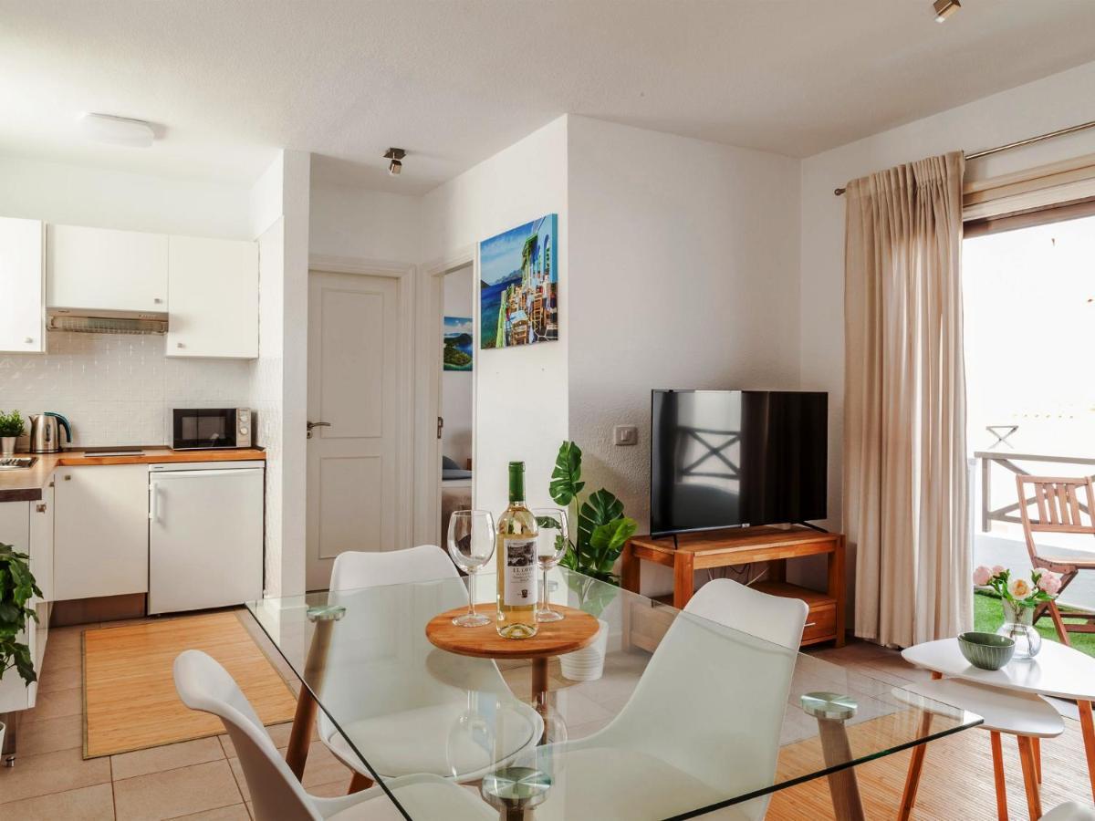 Blue Waters Apartment With Heated Pool Costa Del Silencio Exterior photo
