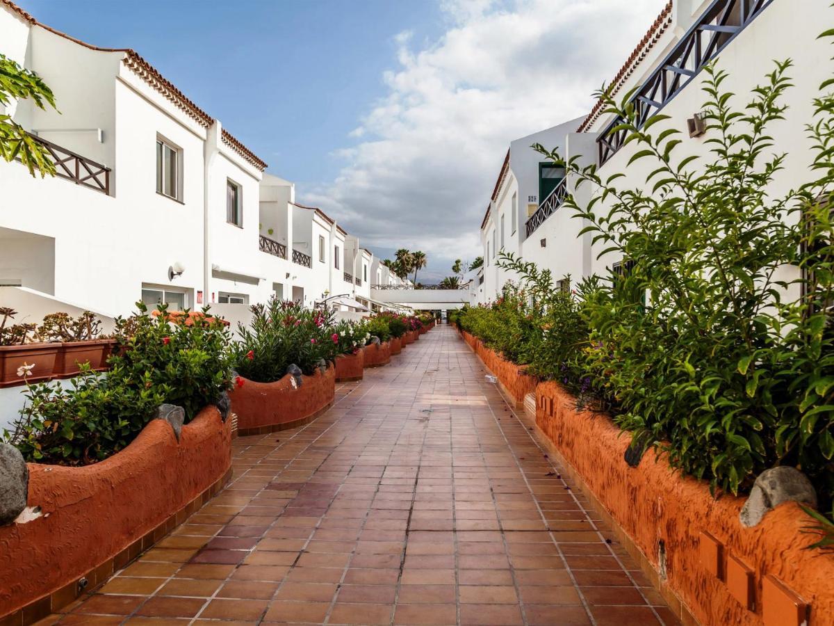 Blue Waters Apartment With Heated Pool Costa Del Silencio Exterior photo